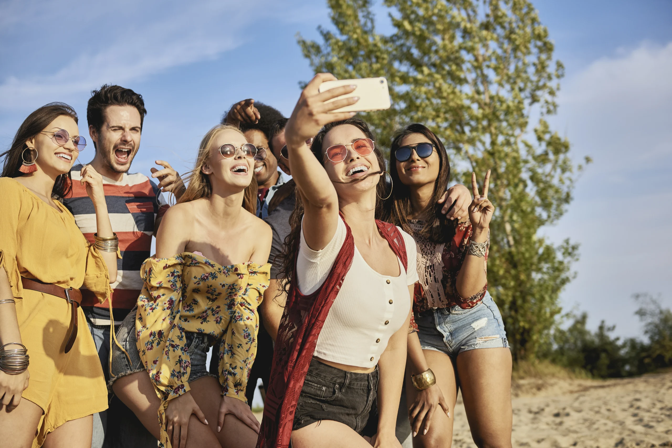 young-smiling-people-taking-selfie